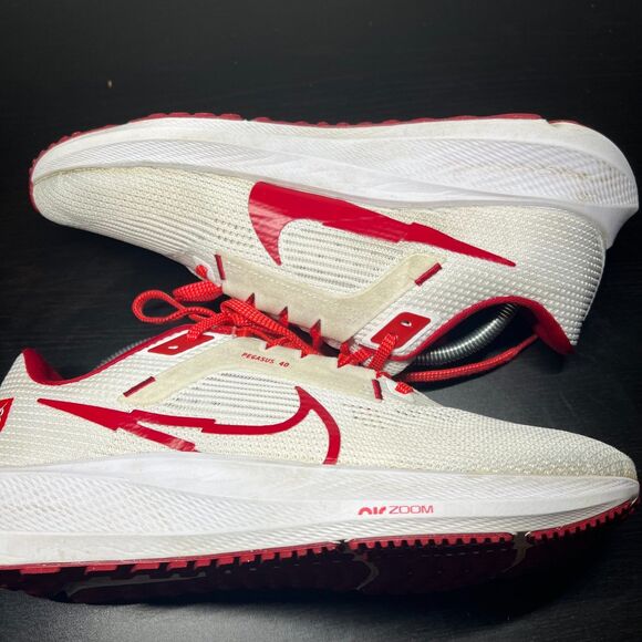 Nike Pegasus 40 Bowerman Track Club Running Shoes Men's US 9.5 White Red - Picture 6 of 15